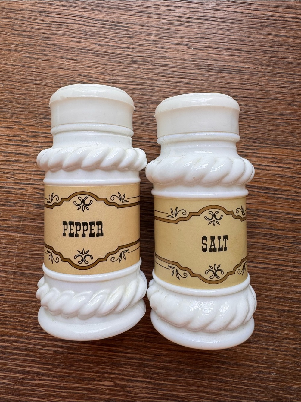 Vtg milk glass salt and pepper shakers